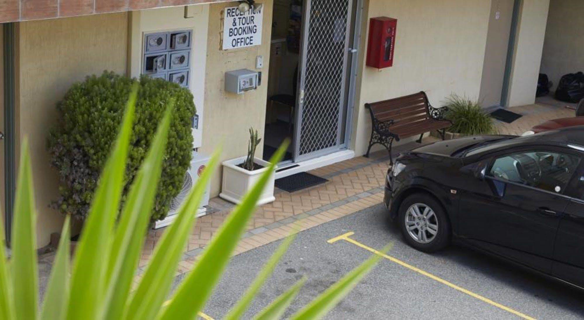Ocean View Motel North Beach Exterior photo